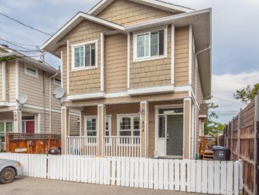 454 Westminster Avenue W Unit# 102